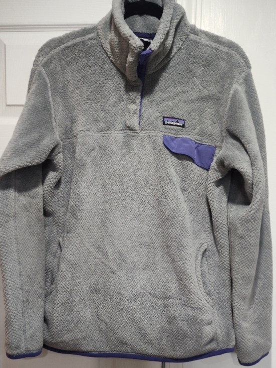 Patagonia Sweaters - Patagonia Pullover In Size XL